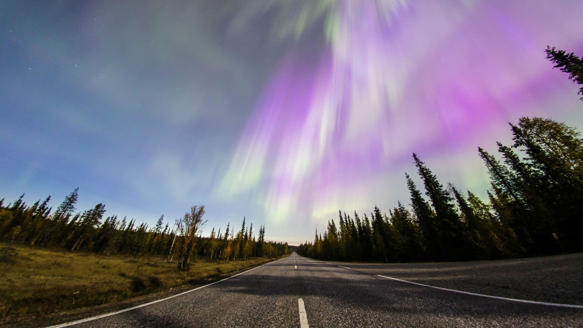 Conheça a Aurora Boreal: Como e onde se forma? Quais suas cores?