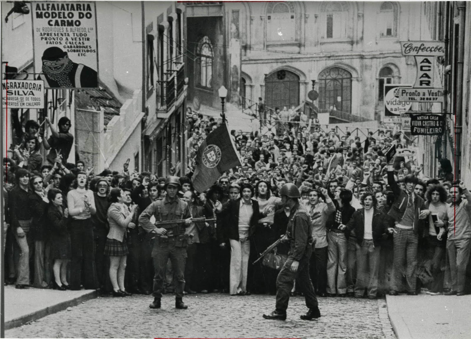 Революция 1974. Революция гвоздик в Португалии. Португальская революция 1974. Революция гвоздик 1974. Переворот в Португалии 1910.