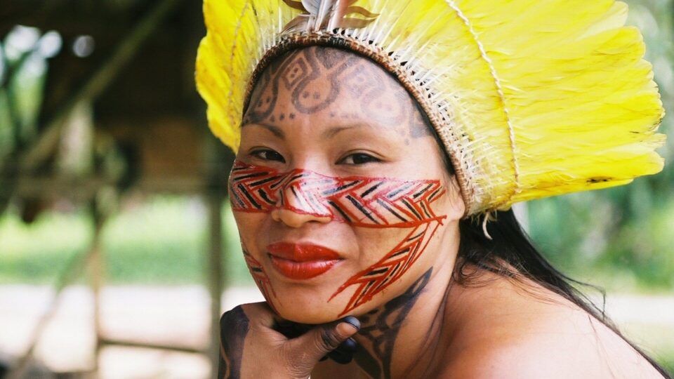 Pinturas indígenas são identidade cultural: conheça os tipos e a relevância