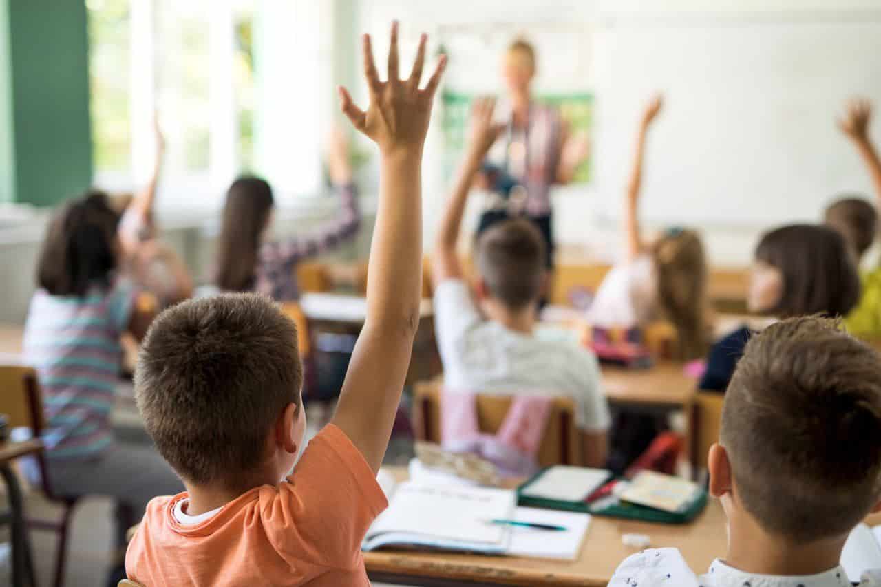 Sistema Educacional Um Exemplo De Fato Social