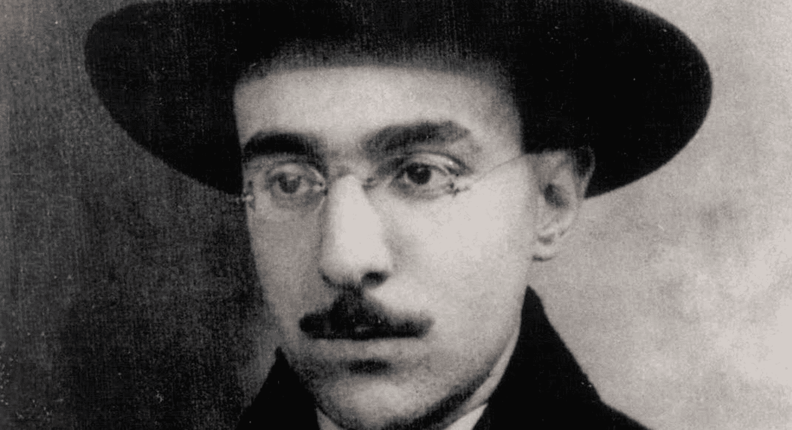 Fernando Pessoa, quem foi? Biografia, heterônimos e principais obras